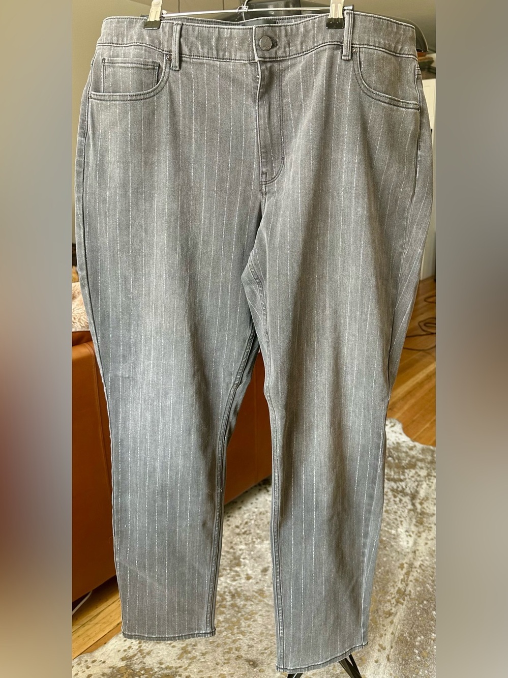 White House Black Market New Skinny Ankle Gray/Metallic Silver pinstripes